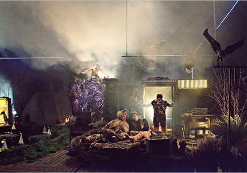 „Casa cu suricate” de Radu Afrim se joacă și în Capitală